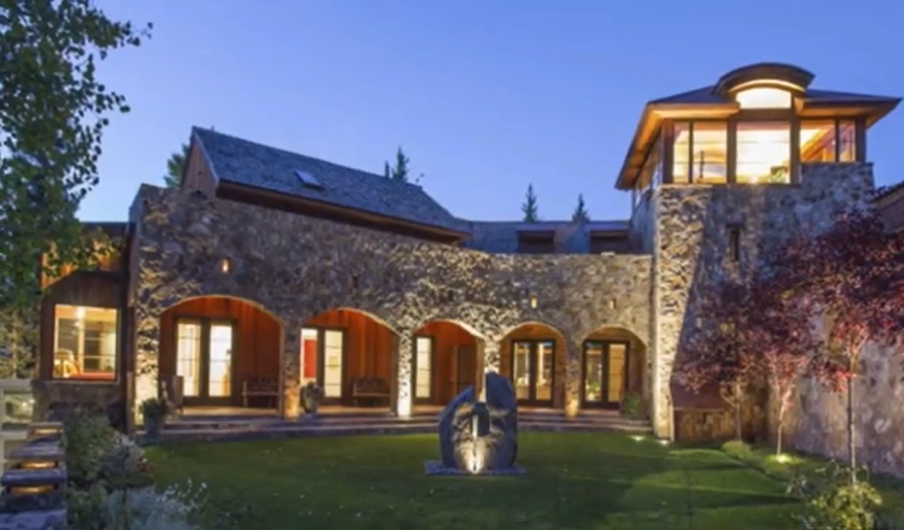 Oprah Winfrey House: Inside the iconic homes of a media mogul ...