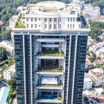 White House in the Sky (3)