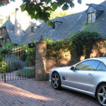 Steve Jobs’ Home in Palo Alto (2)