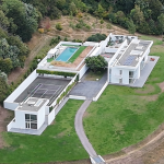 Rowan Atkinson House (Mr Bean`s Mansion) (1)