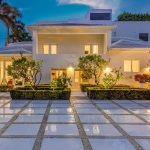 Shakira's former Miami Home (8)