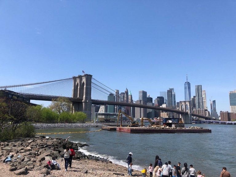 Dumbo Manhattan Bridge View4